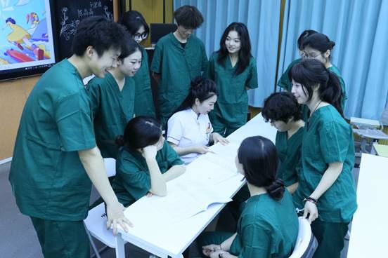 F2AD3BE6765F9490222C95E9A1E44B74